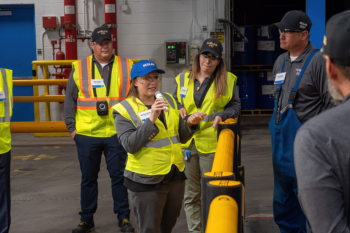 Senator Ventura Speaking at Industrial Site